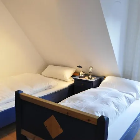 Ferienhaus Wattje Am Yachthafen 102 E